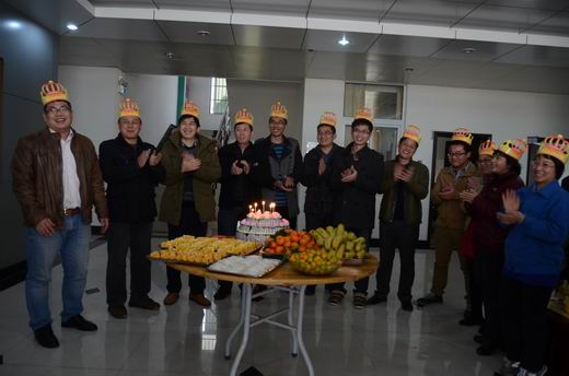调整大小 第12次集体生日会.jpg